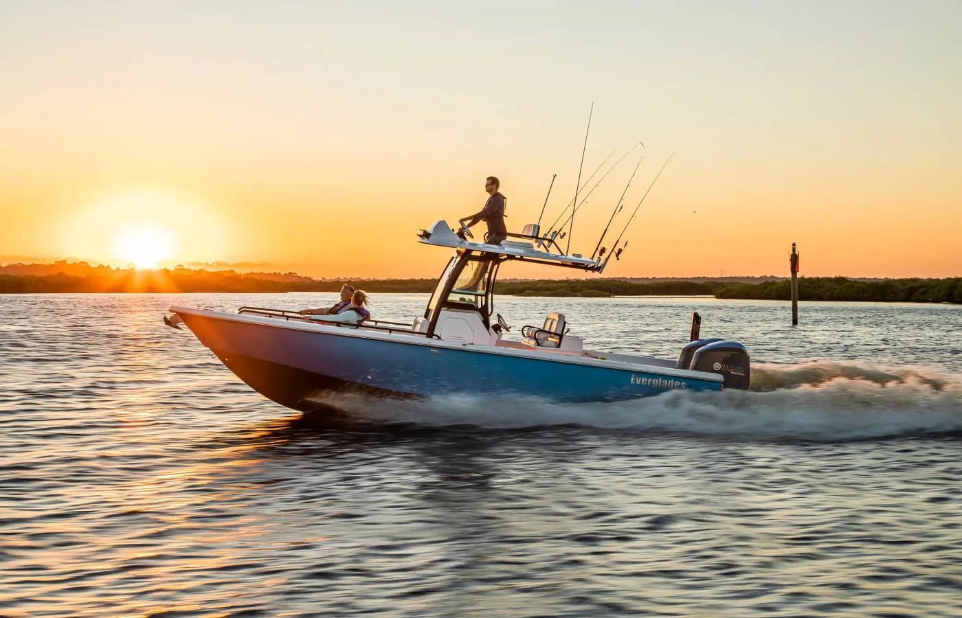 Everglades 273CC Hybrid